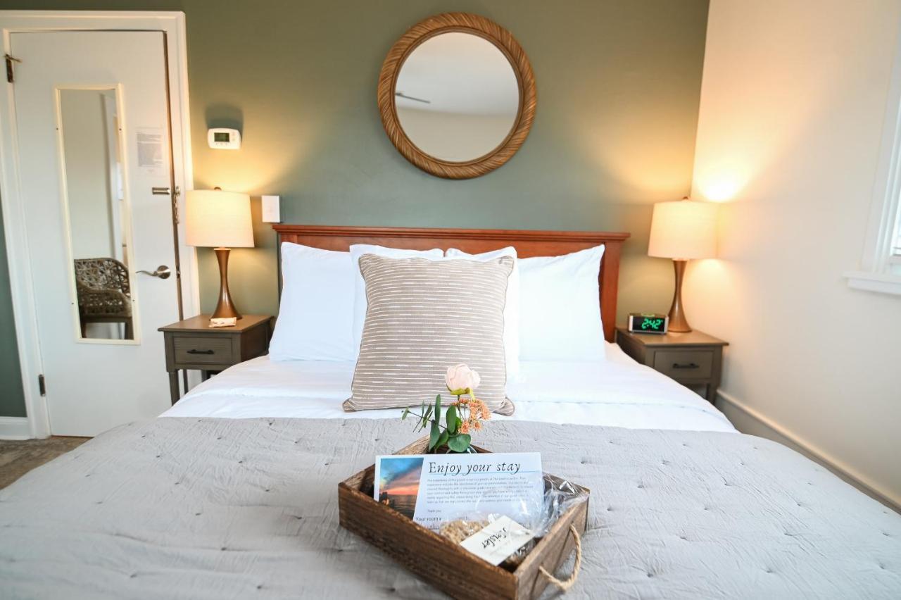The Lakehouse Inn Geneva Eksteriør billede